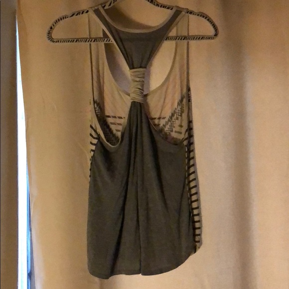 Volcom tank top - Picture 3 of 4